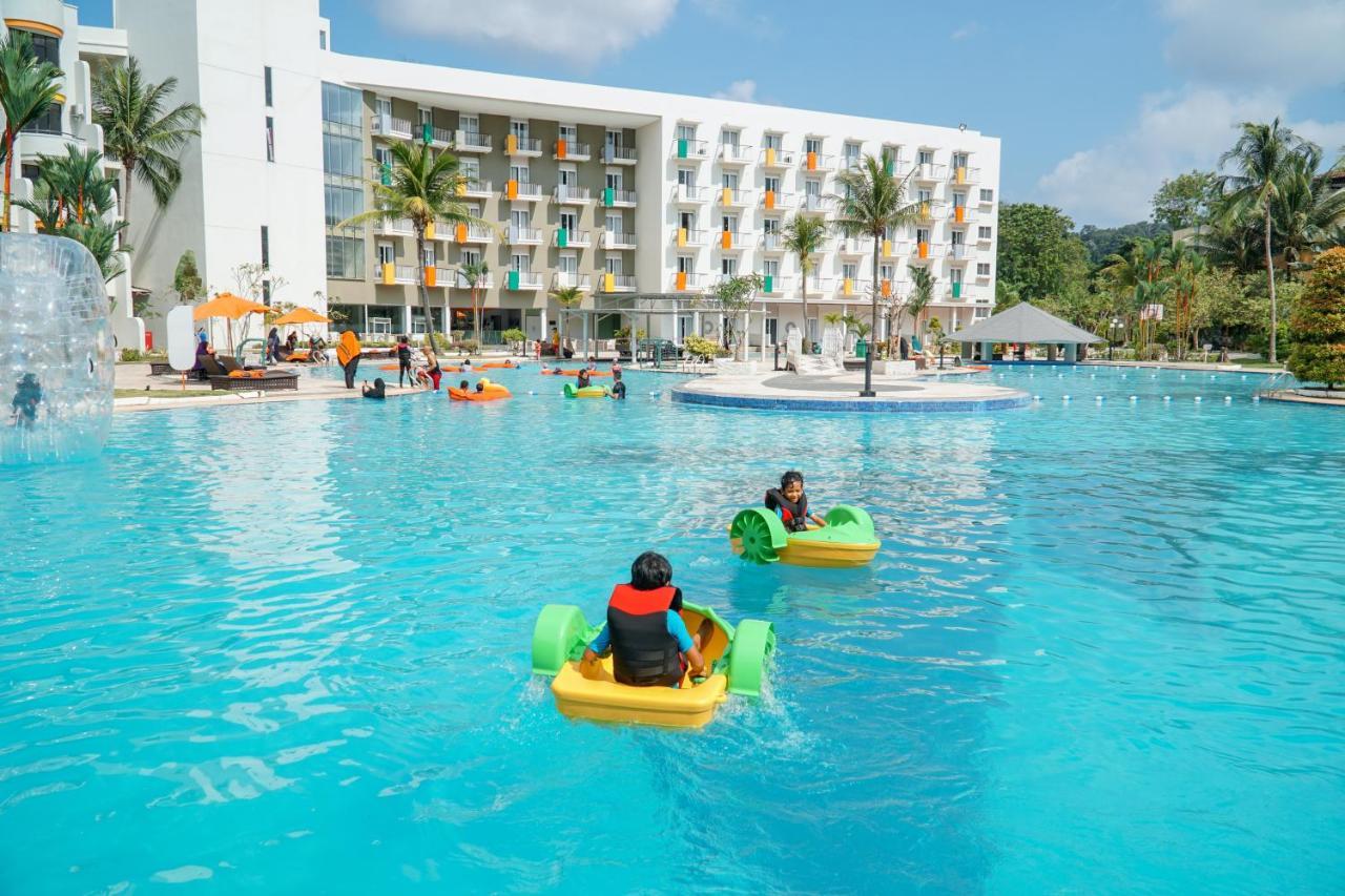 แฮริส รีสอร์ต บาตัม วอเตอร์ฟรอนต์ Hotel Sekupang ภายนอก รูปภาพ