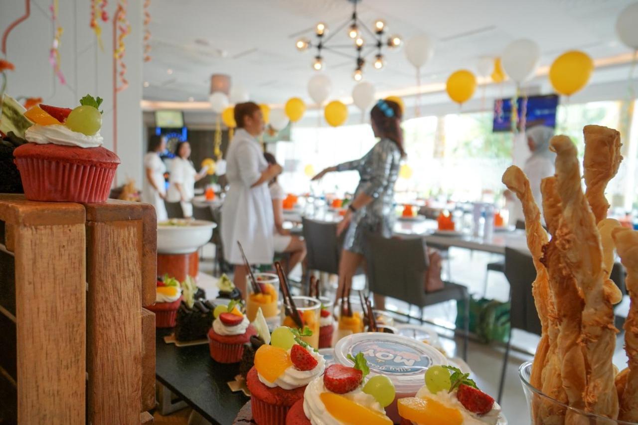 แฮริส รีสอร์ต บาตัม วอเตอร์ฟรอนต์ Hotel Sekupang ภายนอก รูปภาพ