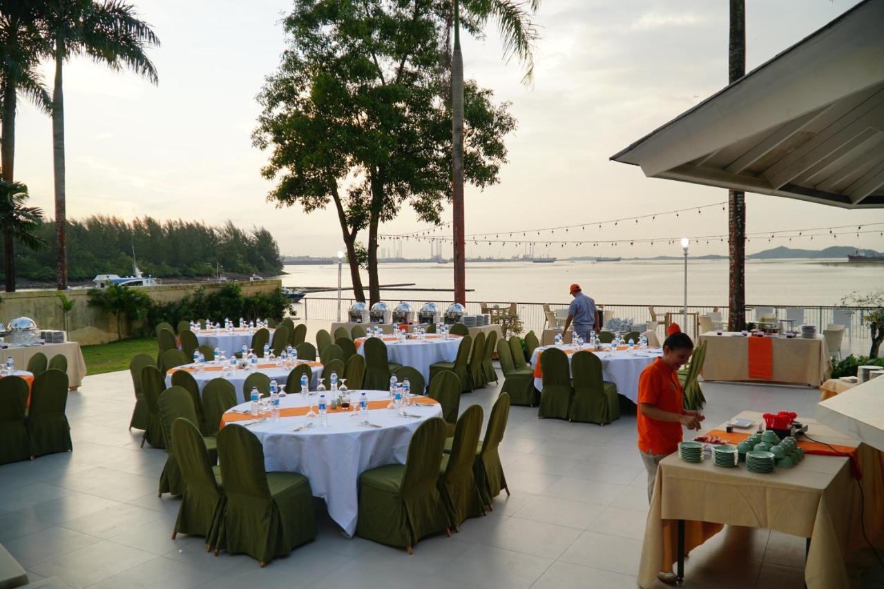 แฮริส รีสอร์ต บาตัม วอเตอร์ฟรอนต์ Hotel Sekupang ภายนอก รูปภาพ