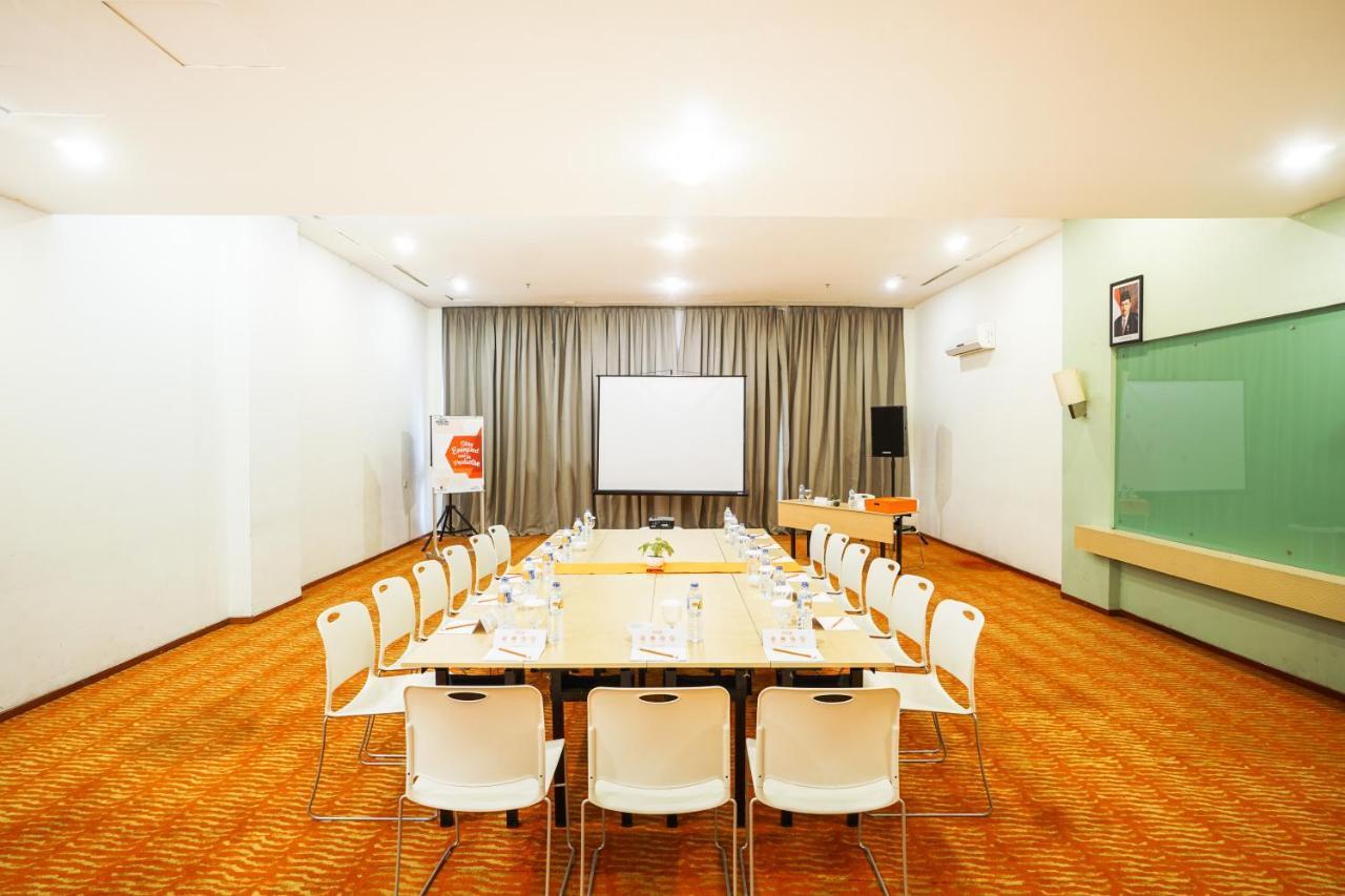 แฮริส รีสอร์ต บาตัม วอเตอร์ฟรอนต์ Hotel Sekupang ภายนอก รูปภาพ
