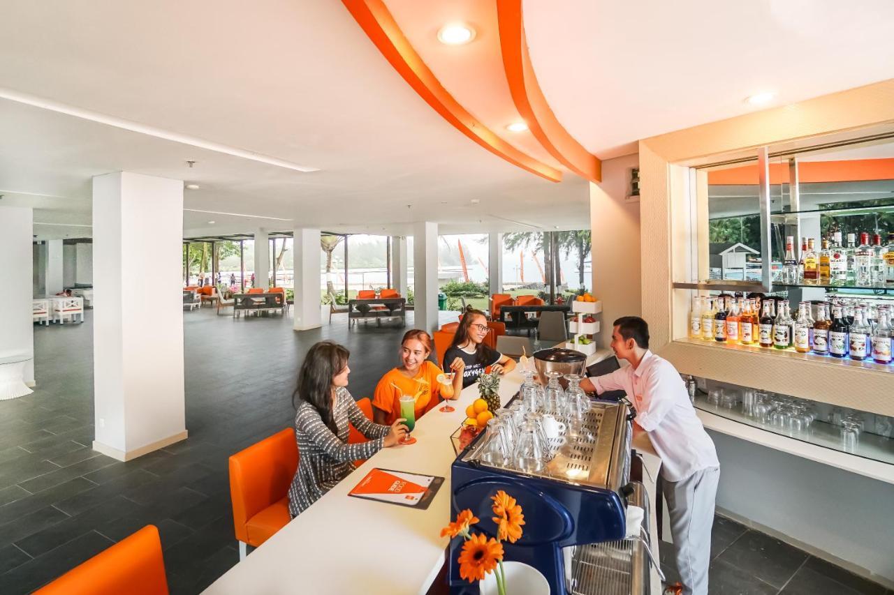 แฮริส รีสอร์ต บาตัม วอเตอร์ฟรอนต์ Hotel Sekupang ภายนอก รูปภาพ