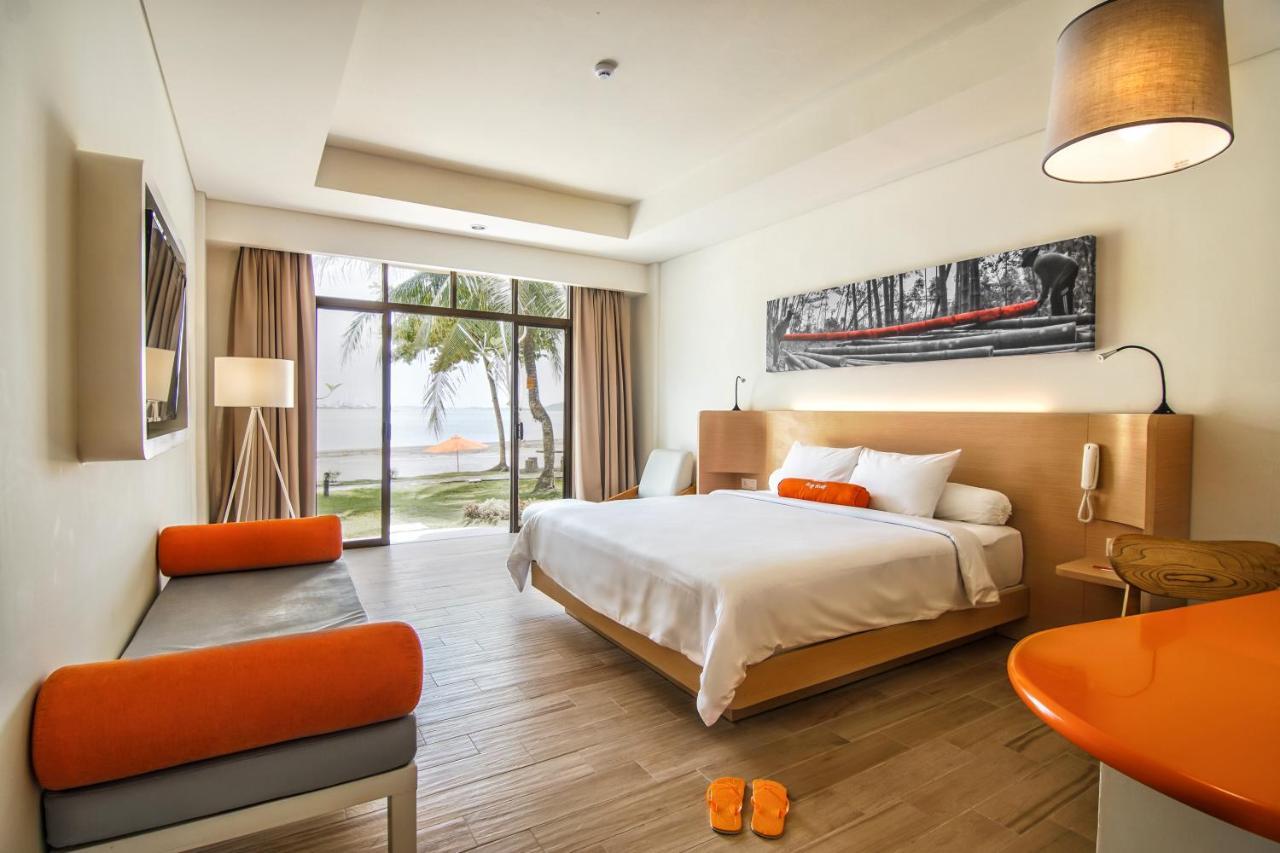 แฮริส รีสอร์ต บาตัม วอเตอร์ฟรอนต์ Hotel Sekupang ภายนอก รูปภาพ